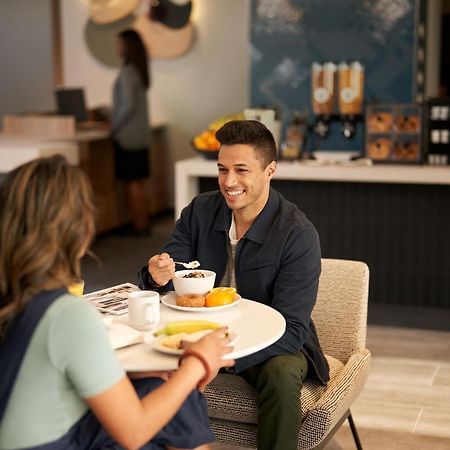 Atwell Suites - Denver Airport Tower Road By Ihg Bagian luar foto