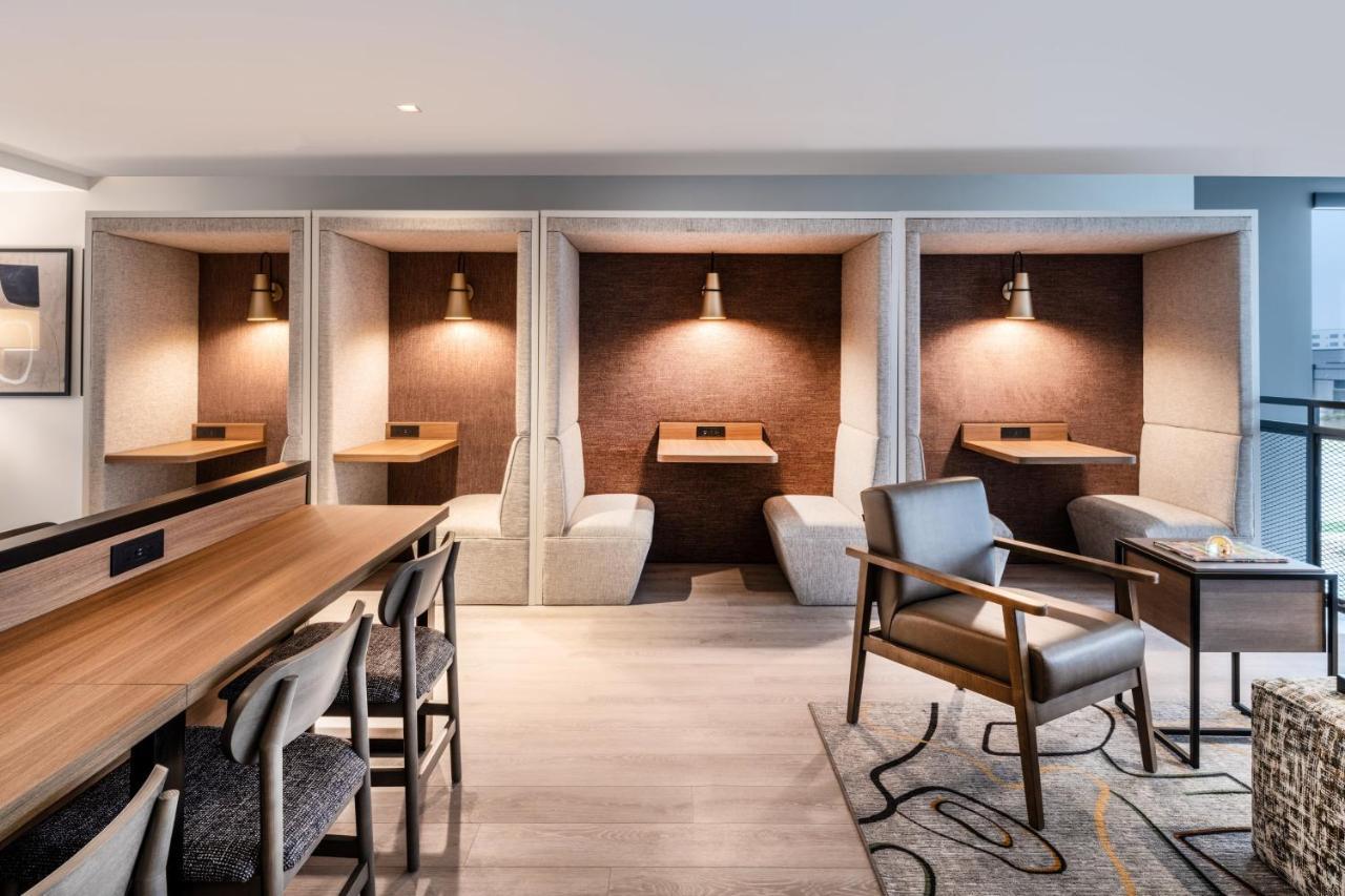 Atwell Suites - Denver Airport Tower Road By Ihg Bagian luar foto
