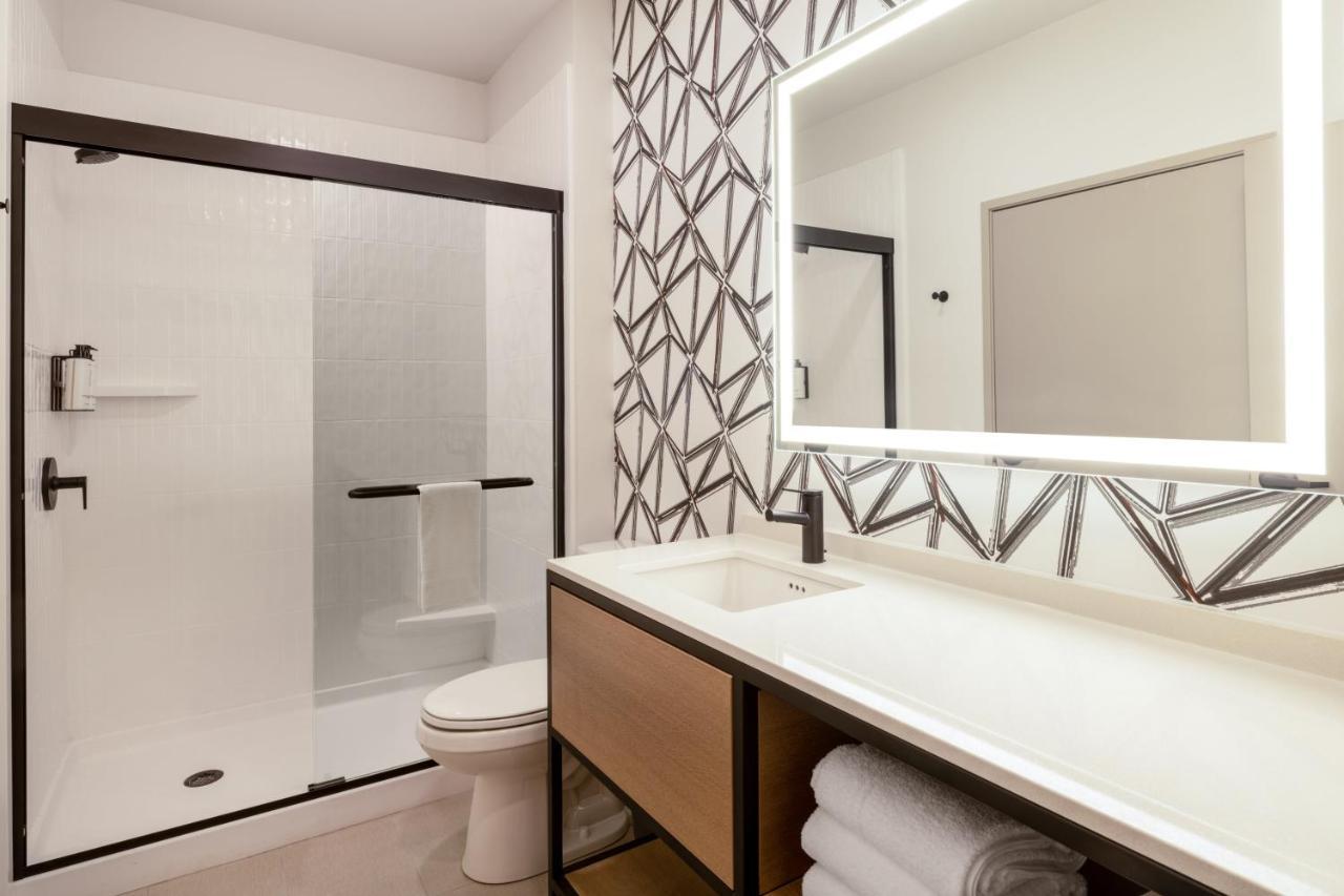 Atwell Suites - Denver Airport Tower Road By Ihg Bagian luar foto